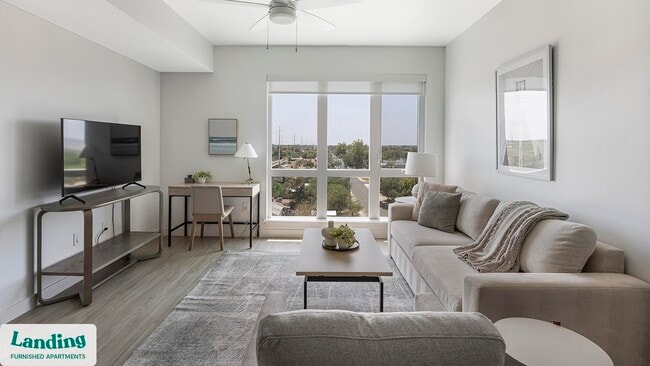 Photo - 707 S Farmer Ave Unidad 6024.1405148