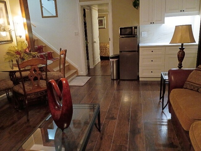 Photo - 5070 Fenwood Dr