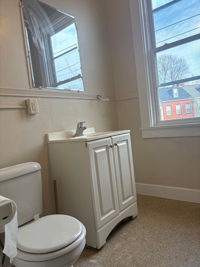 Photo - 344 S Queen St Unit Apt.2