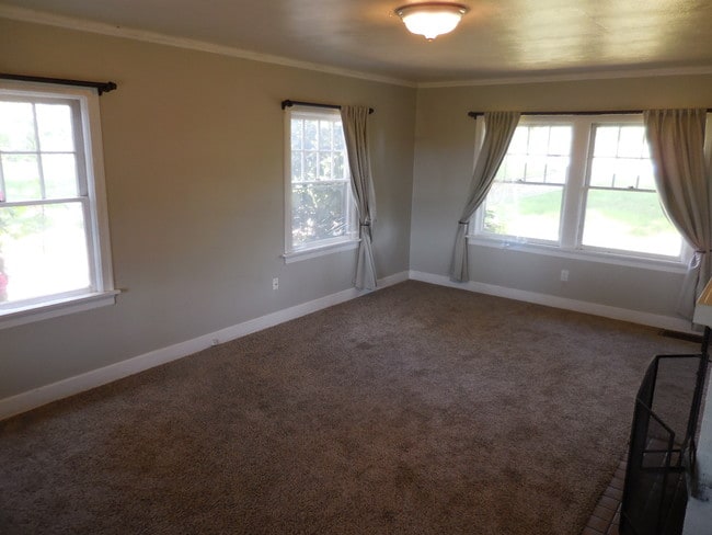 Photo - 16093 SW Roy Rogers Rd