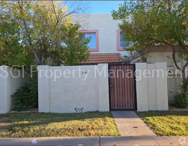 Building Photo - Beautiful 2 bedroom unit ready for move in Rental