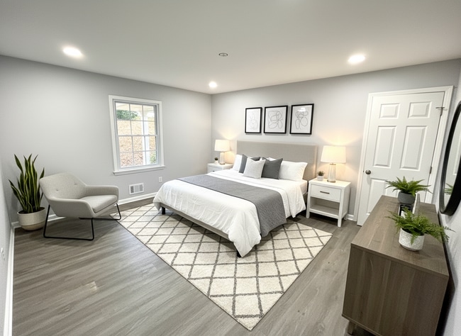 Building Photo - 1695 Buford Dr Rental