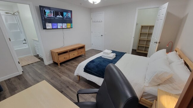 Photo - 8029 240th St SW