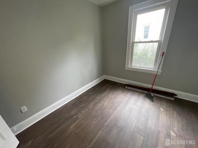 Photo - 31 Lincoln Ave