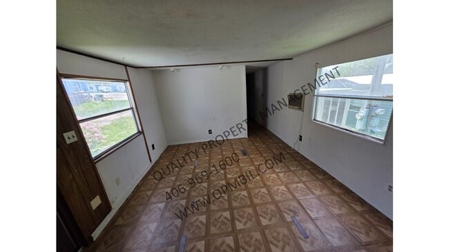 CANARY MOBILE CT - CANARY MOBILE CT Apartment Unit 3909 1/2 BLUEBIRD ST