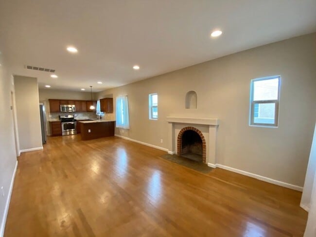 Photo - Gorgeous Sam Hughes bungalow