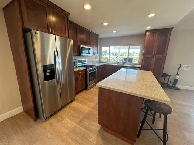 Photo - 4636 Benhurst Ave
