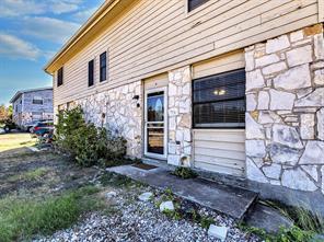 Photo - 901 Glass Dr
