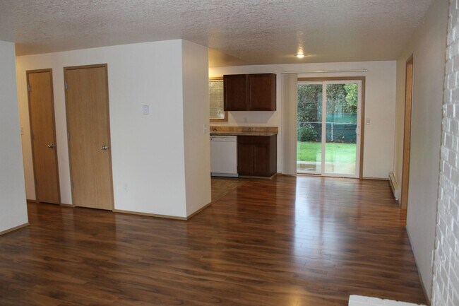 Photo - 4 bedroom house