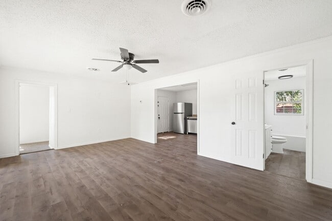 Photo - Updated 3/2, Minutes from TTU & Medical Di...