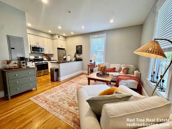 Building Photo - 405 S Huntington Ave
