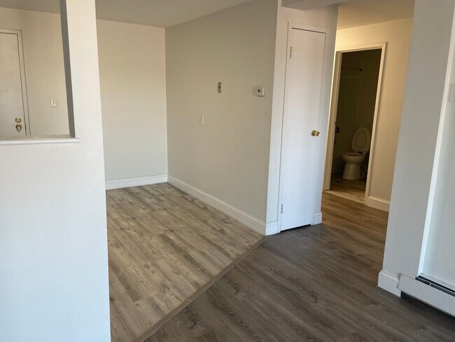 Photo - 227 West St Unidad 2