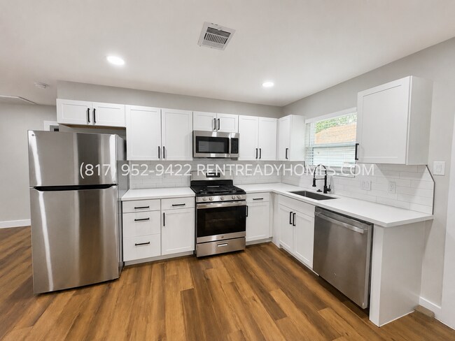 Photo - 1104 Sunset Dr