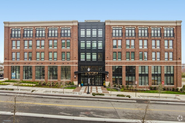 1900 C St SE - The Ethel