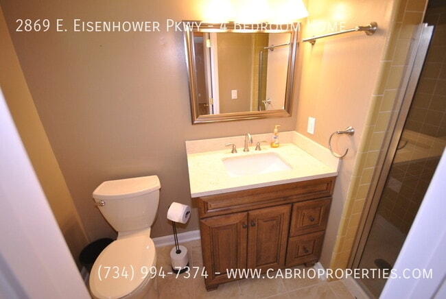 Photo - 2869 E Eisenhower Pkwy