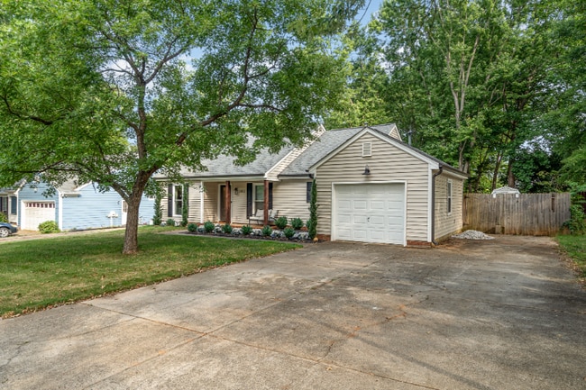 Photo - 2812 Olde Whitehall Rd