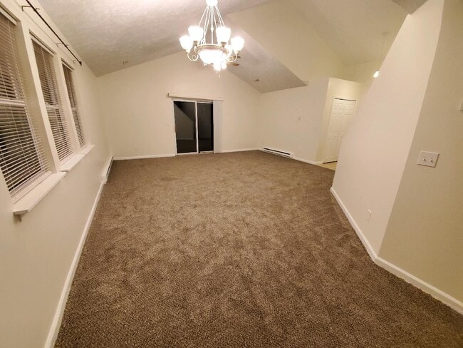 Vaulted Living Room - 2069 Rolling Meadows Ln Unit 2069