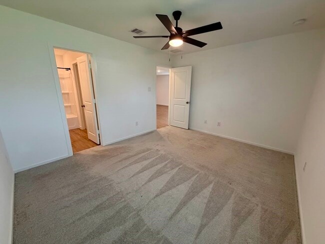 Building Photo - 3056 Ash Ray Dr