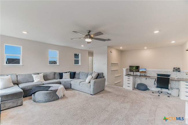 Photo - 109 Kyndals Meadow Cove