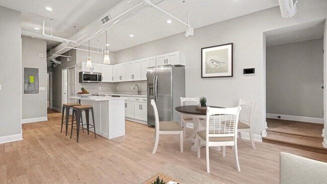 Photo - 119 S Main St Unit B