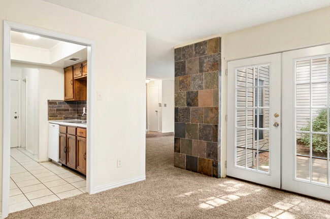 Photo - 421 San Mateo Dr