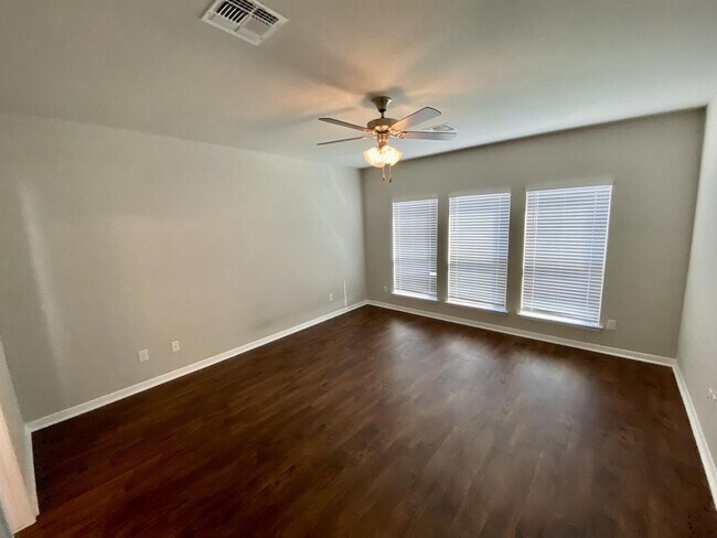 Photo - 4bd/2ba in Temple Texas minutes from Charming Belton.