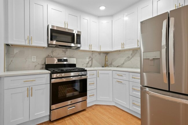 Photo - 527 Homestead Rd