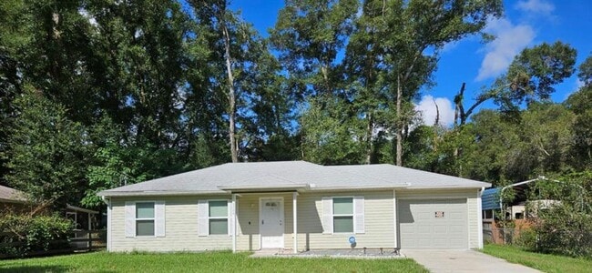 Building Photo - 6744 NW 61st Ct