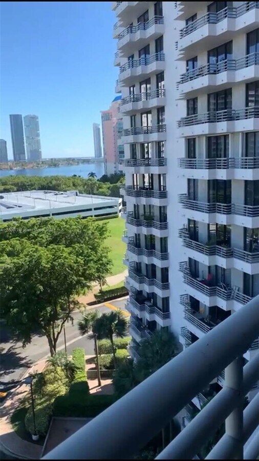 Photo - 3300 NE 191st St Unit # 1008