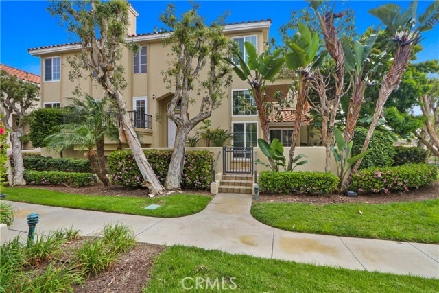 Building Photo - 6031 Shadowbrook Cir