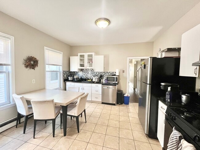 Photo - 11 Carmel St Unit 3