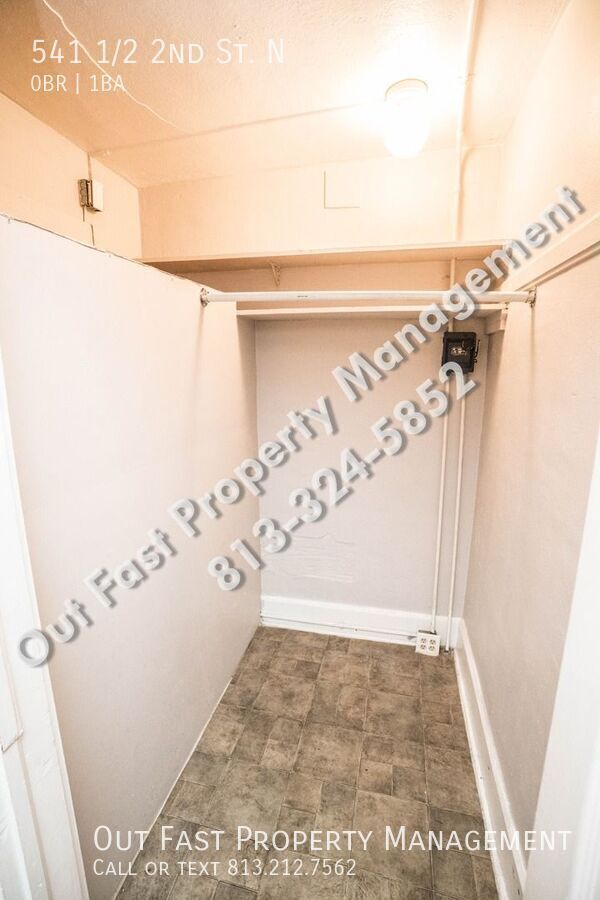 Photo - 541 2nd St N