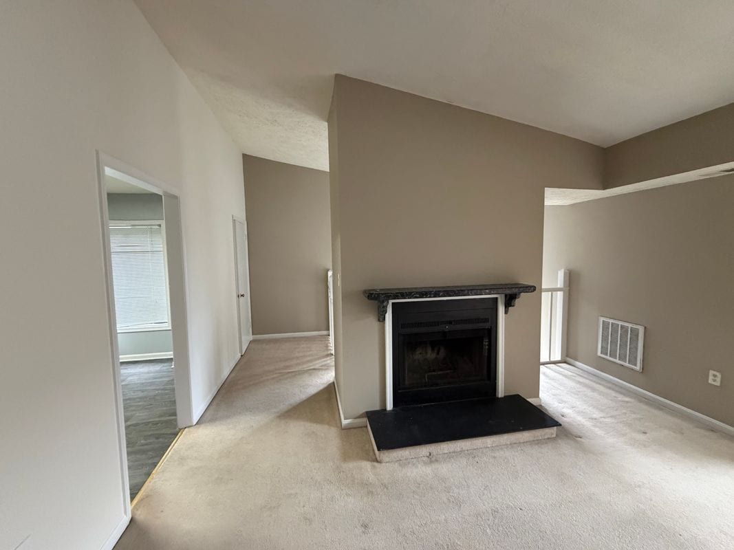 Photo - 916 Windbrooke Dr