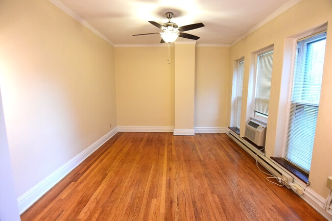 Photo - Greystone Court