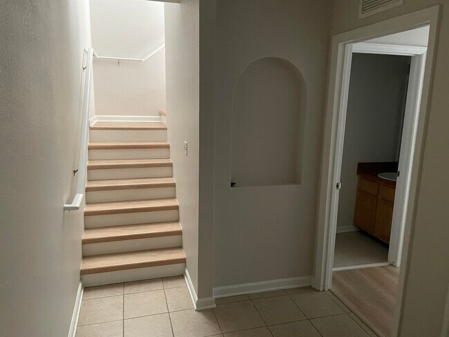 Photo - 2315 Timber Oak Ln