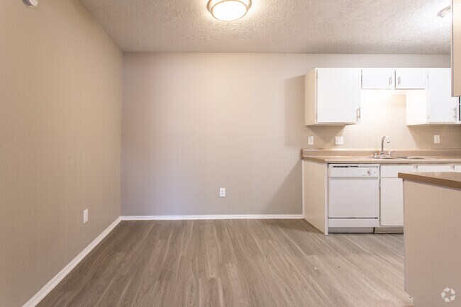 1 BR, 1 BA - 615 SF - A2
