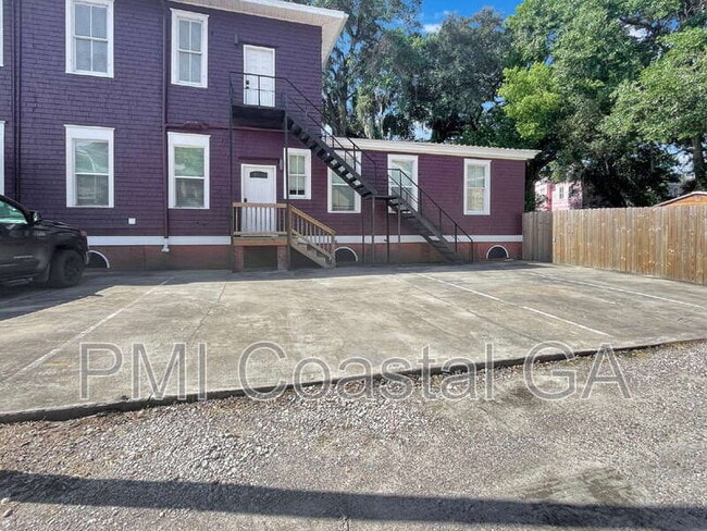 Building Photo - 2115 Lincoln St Unit D Rental