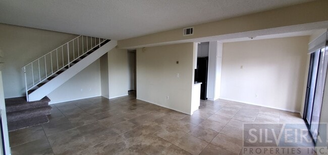 Photo - 2 Bedroom condo available in south Santa Maria!