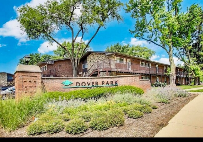 Building Photo - 1505 S Canford Cliffs Dr Unit 2F Rental