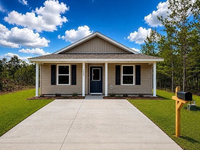 Building Photo - 1623 Trout Dr