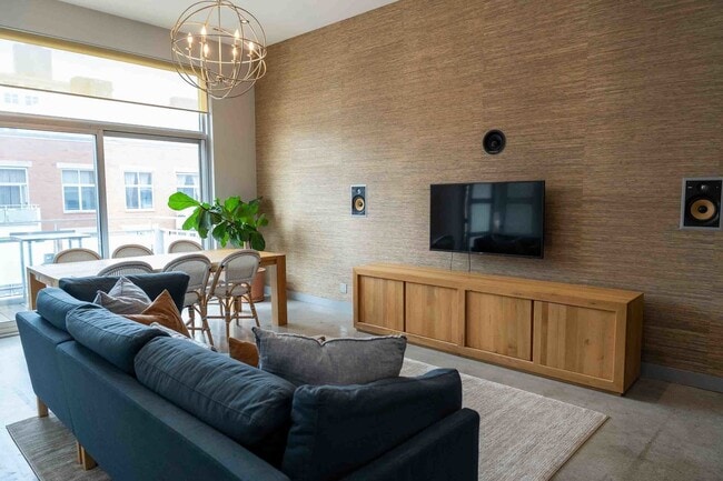 Photo - 949 W Madison St Unit 602