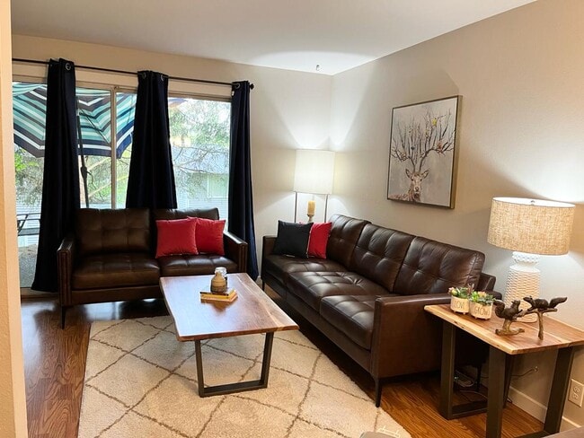 Photo - 1526 192nd St SE