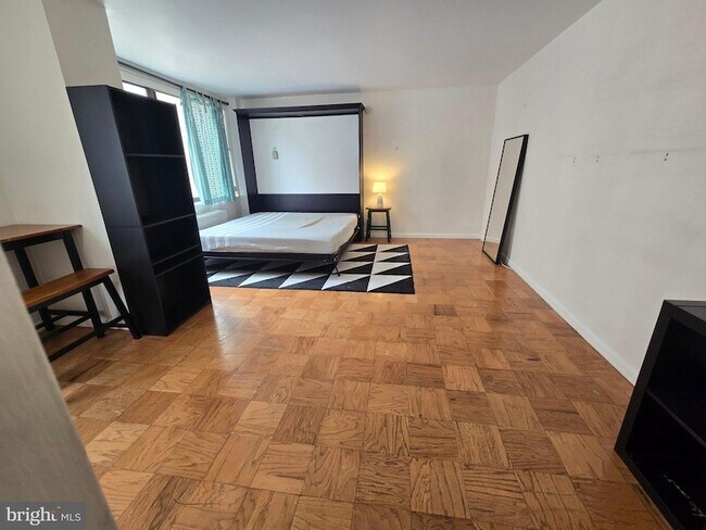 Photo - 522 21st St NW Unit 810