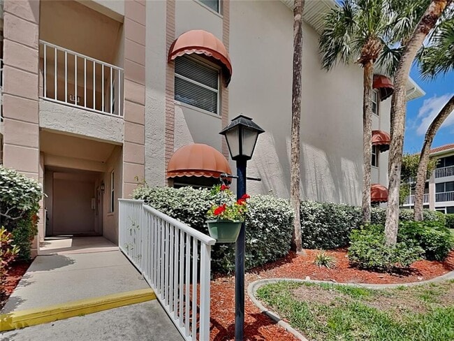 Photo - 6501 Stone River Rd Unidad 110