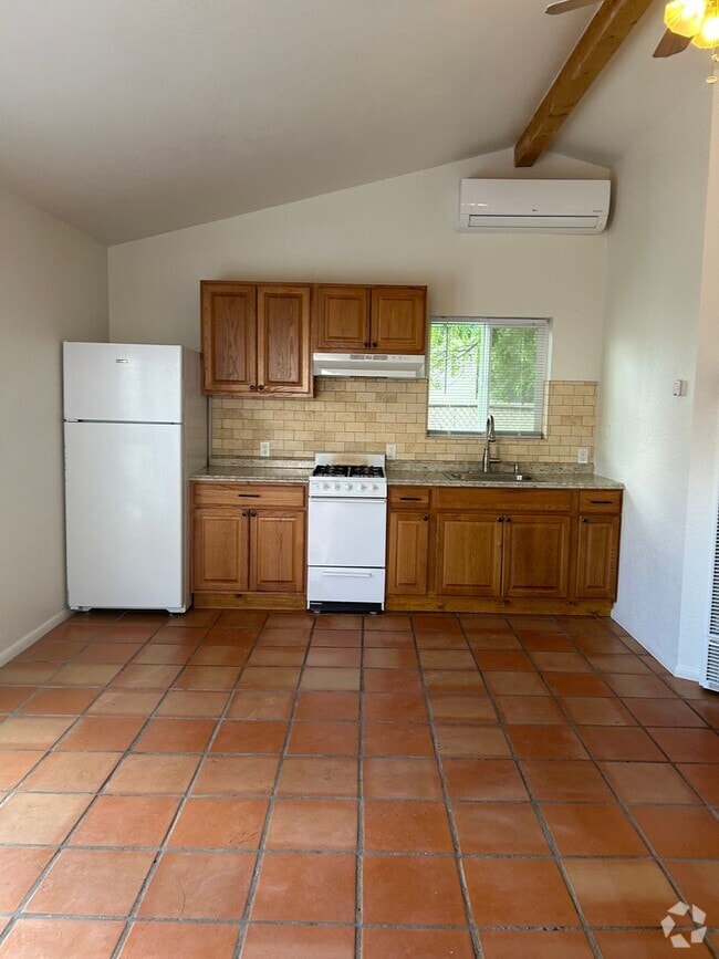 Building Photo - 705 Columbia St Unit 705 Columbia Street - Guest House