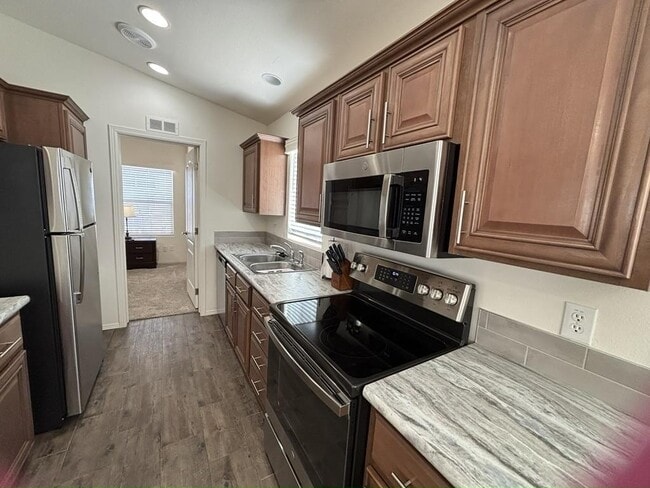 Photo - 8700 E University Dr