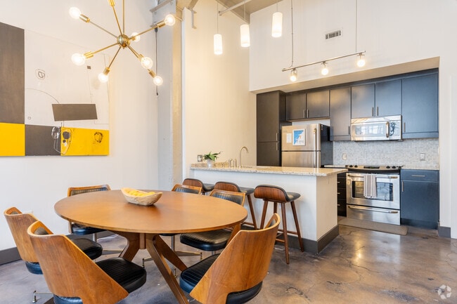 Cary - Dining & Kitchen