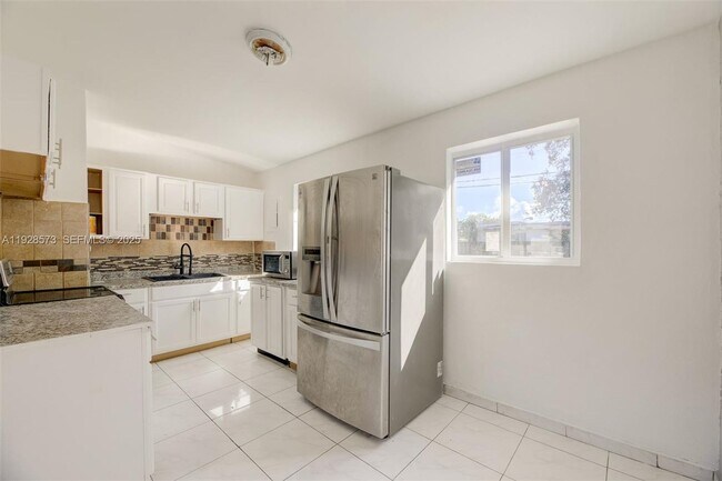 Photo - 3510 SW 39th St