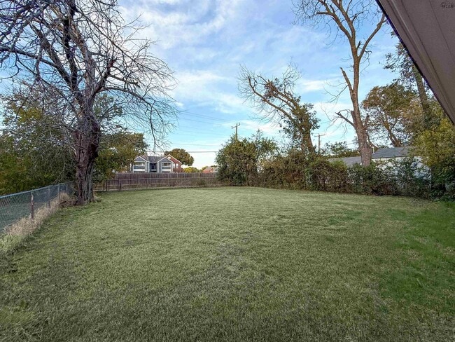 Photo - 2214 Piedmont Pl