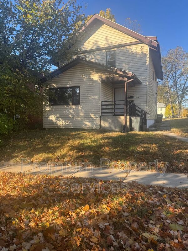 Building Photo - 203 Howard Ave